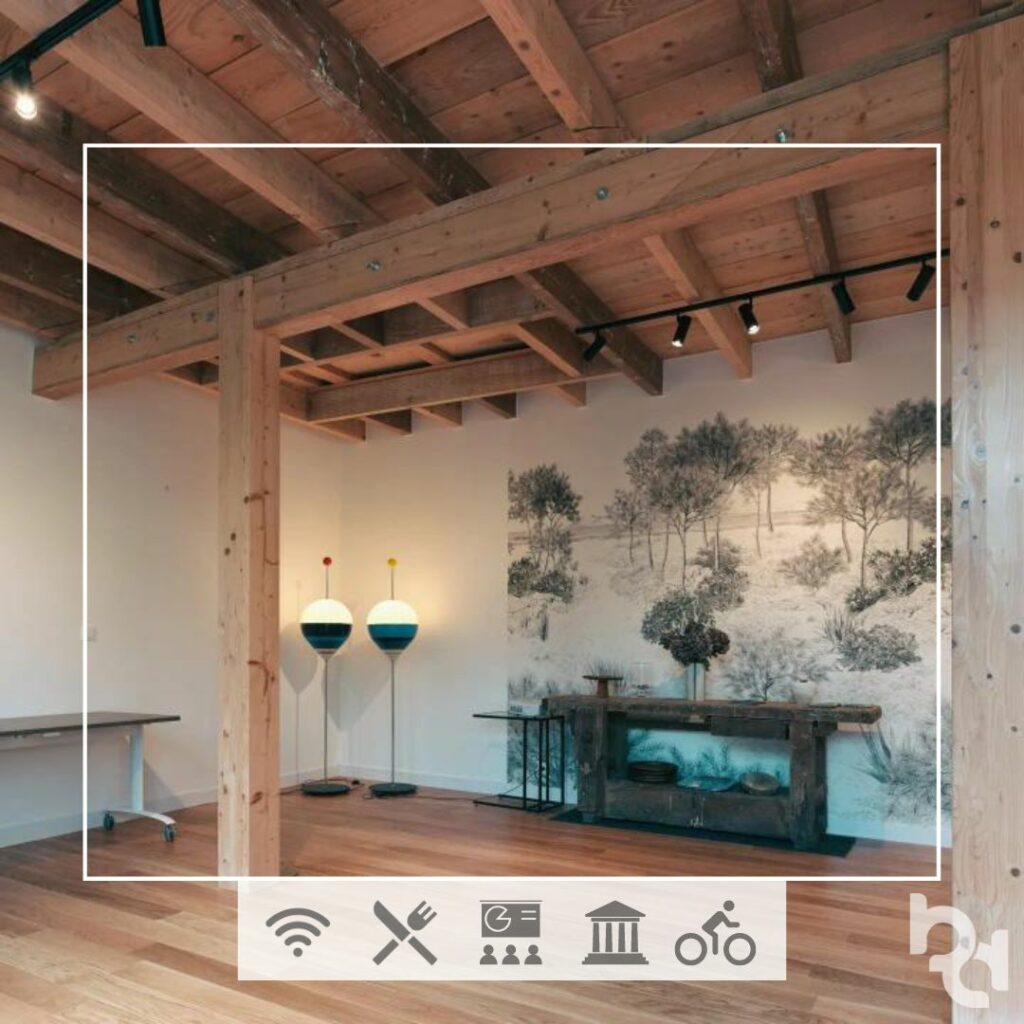 Blue Modern Hotel Promotion Instagram Post (11)