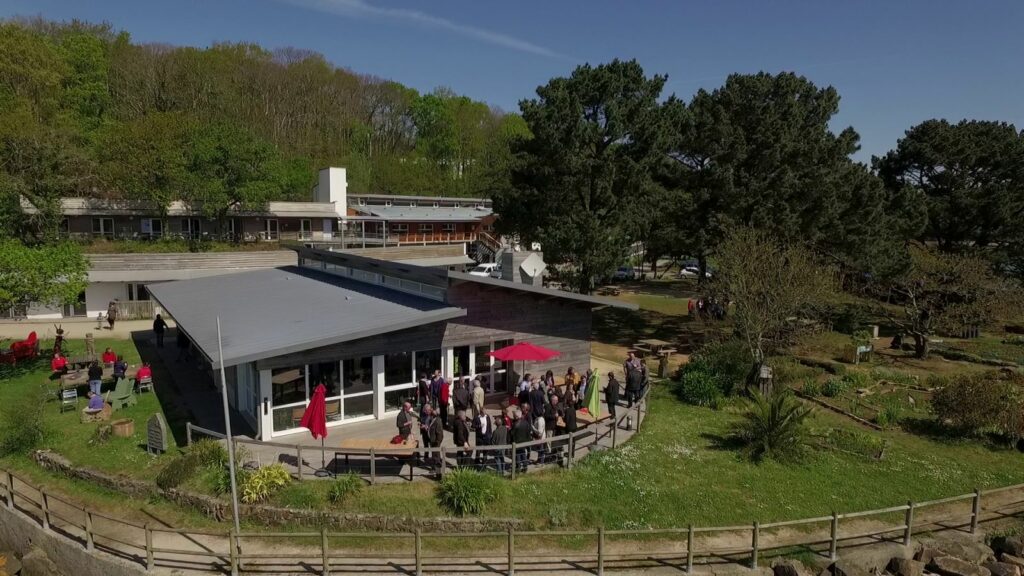 Le moulin entre mer et forêt